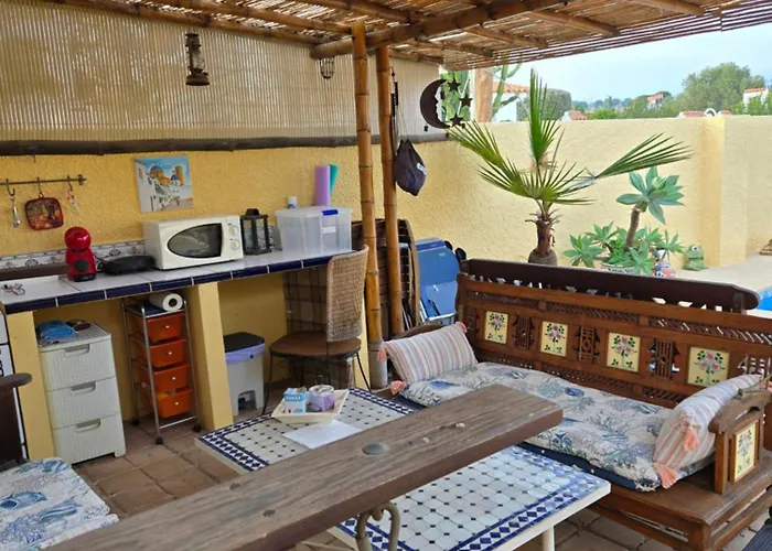 La Casa De Irina 4*